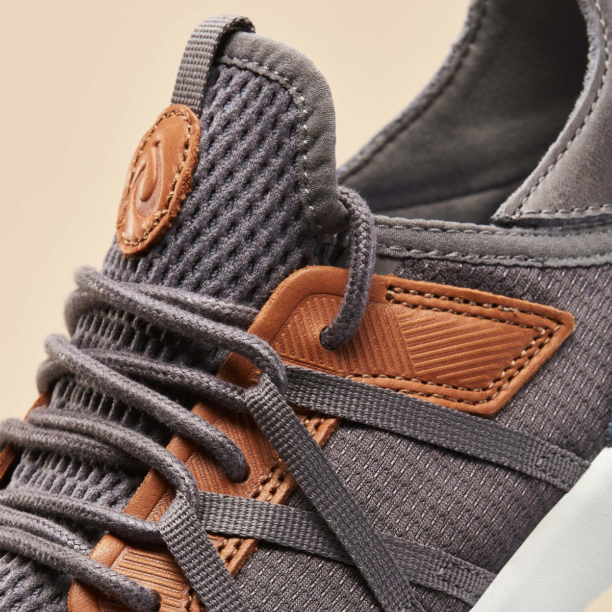 Mio Lī Men's Athletic Shoes - Pavement / Vintage Indigo