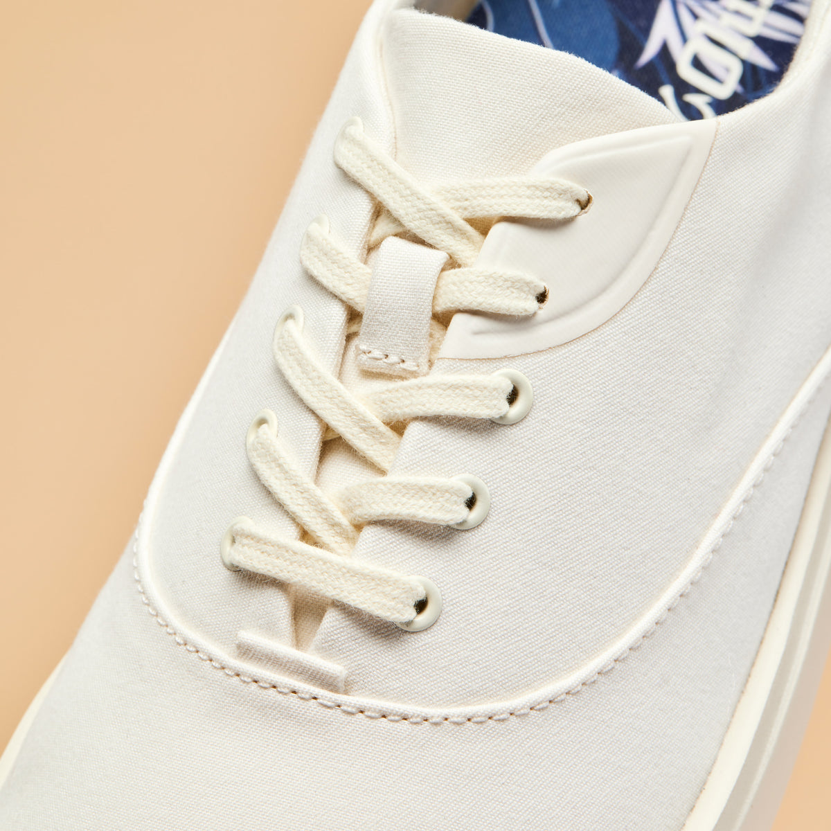 Tradewind Men’s Breathable Sneakers - Off White
