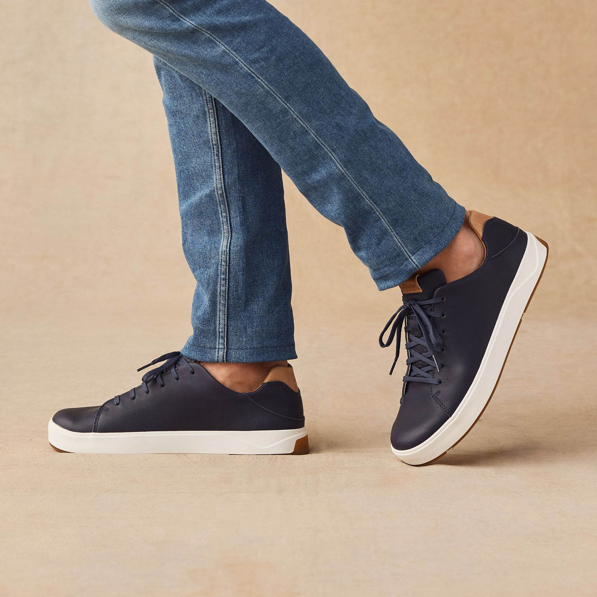 Lae‘ahi Lī ‘Ili Men's Leather Sneakers - Trench Blue