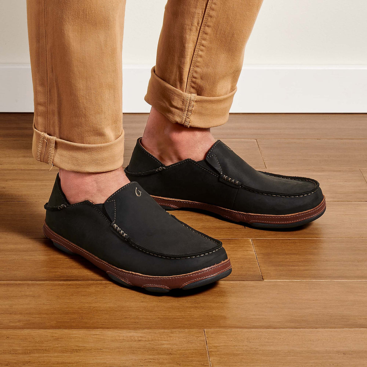 Moloā Men's Leather Slip On Shoes - Black / Toffee