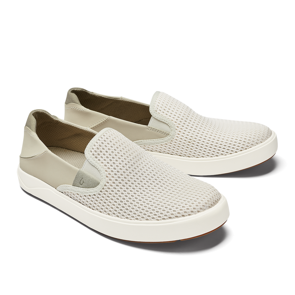 OluKai Lae‘ahi - Bone | Men's Slip-on Sneakers