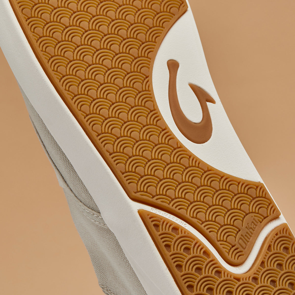 Lae‘ahi Men's Slip-On Sneakers - Tapa / Canvas