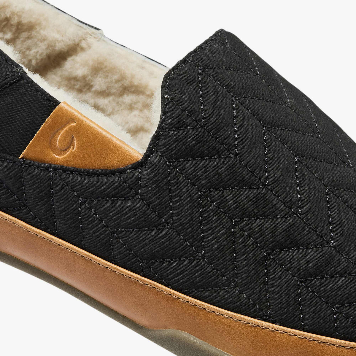 Hanohano - Black / Black