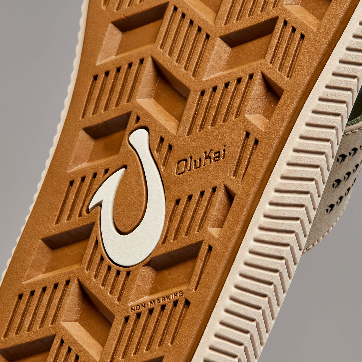 Ulele Men's Water-Ready Beach Sandals - Clay / Mustang
