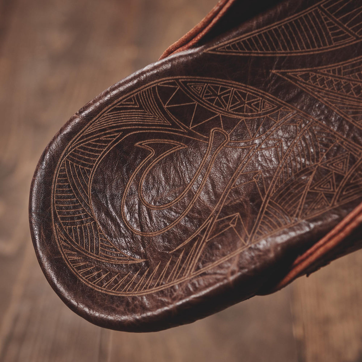 Hiapo - Rum / Dark Wood Men’s Leather Beach Sandals