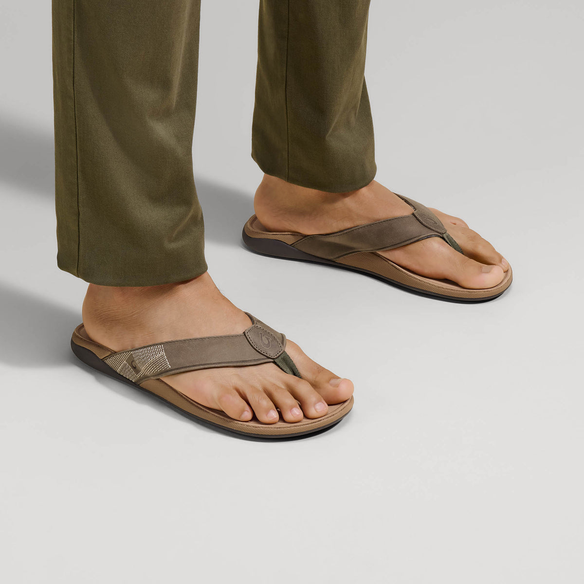 Tuahine Men's Waterproof Leather Beach Sandals - Hunter