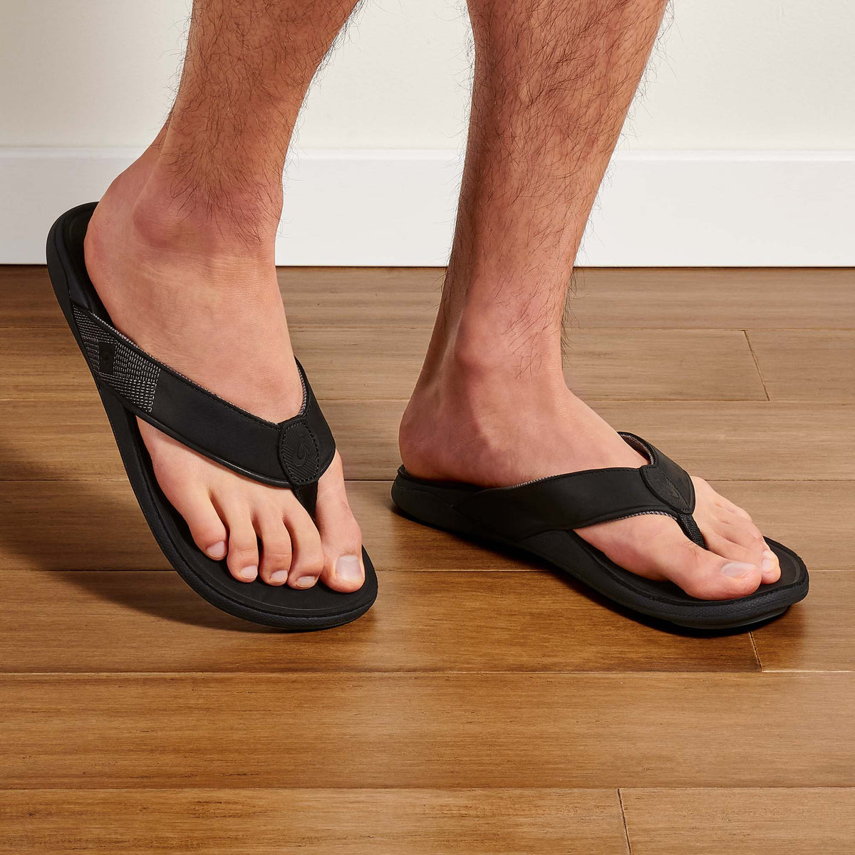 Tuahine Men's Waterproof Leather Beach Sandals - Black