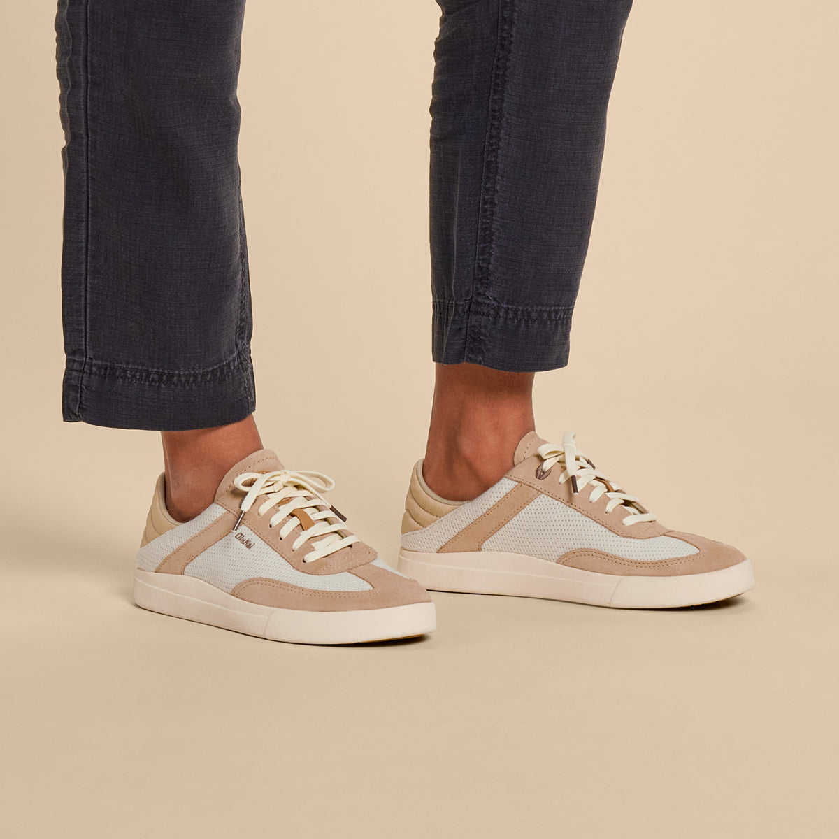 Kīlea Women’s Sneaker Shoes - Tan / Tapa