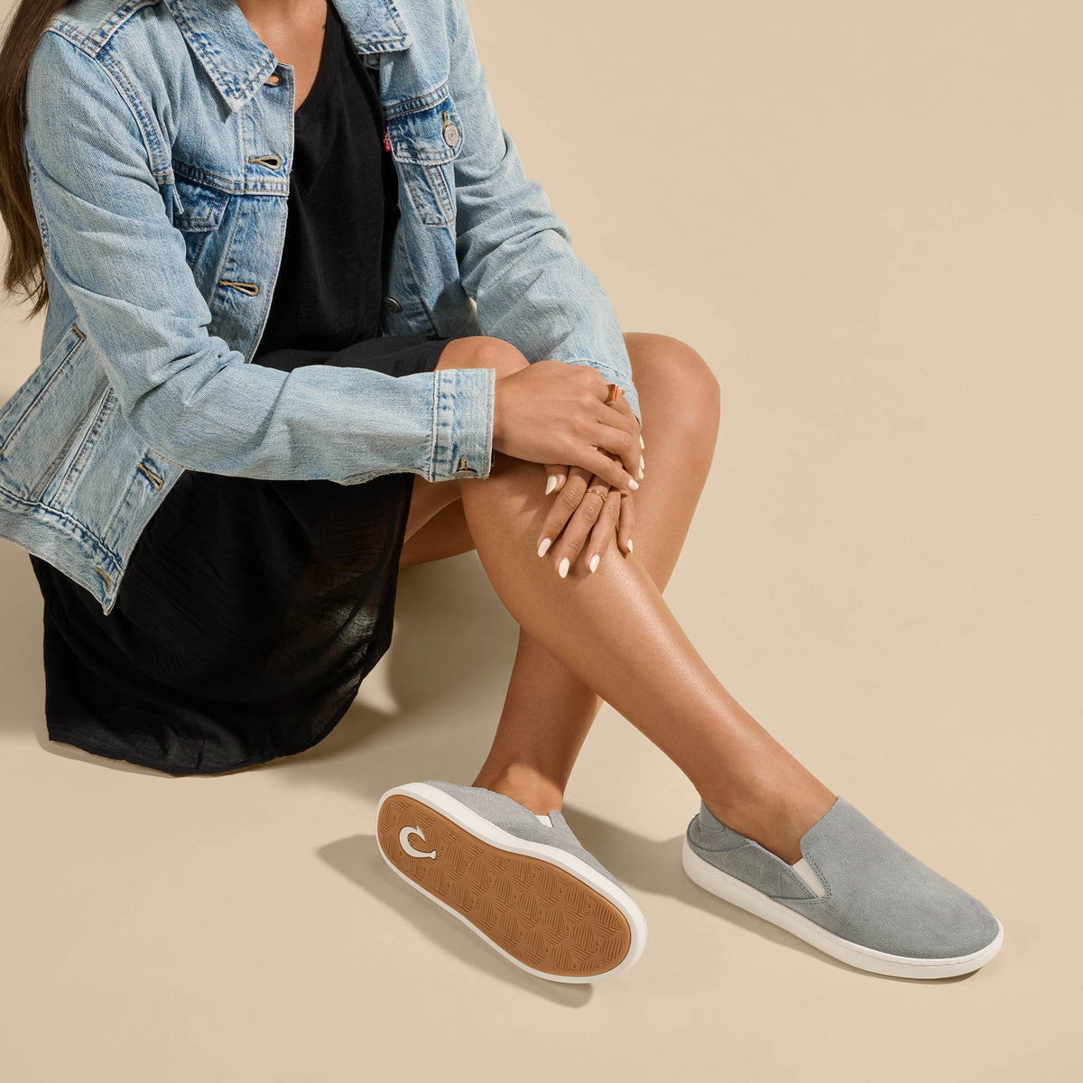 Pehuea Luxe Women’s Suede Shoes - Ash