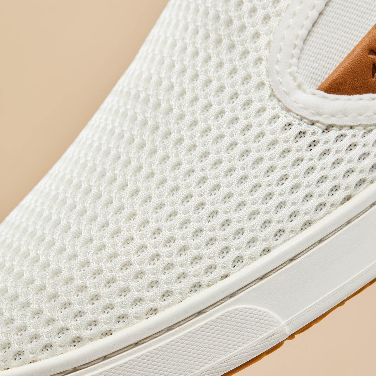 Pehuea Women's Breathable Slip-On Sneakers - Bright White