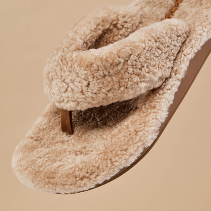 Kīpe'a Heu Women‘s Flip Flop Slippers - Tan