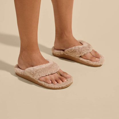 Kīpe'a Heu Women‘s Flip Flop Slippers - Tan