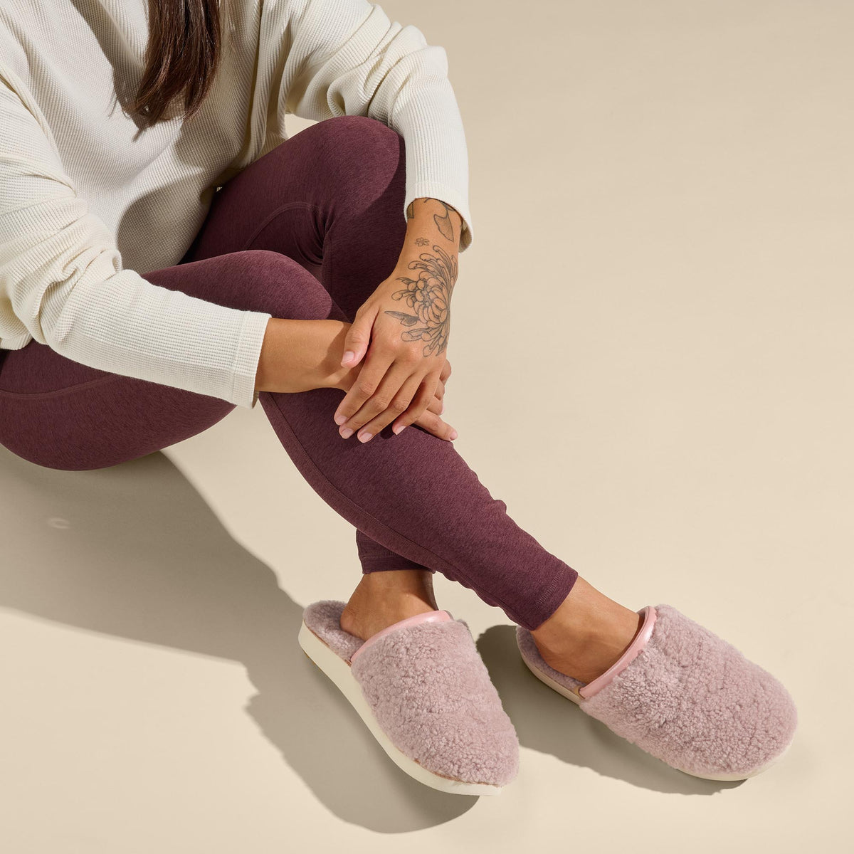 Pūpū Mua Women’s Shearling Mule Slipper - Pink Sea Salt