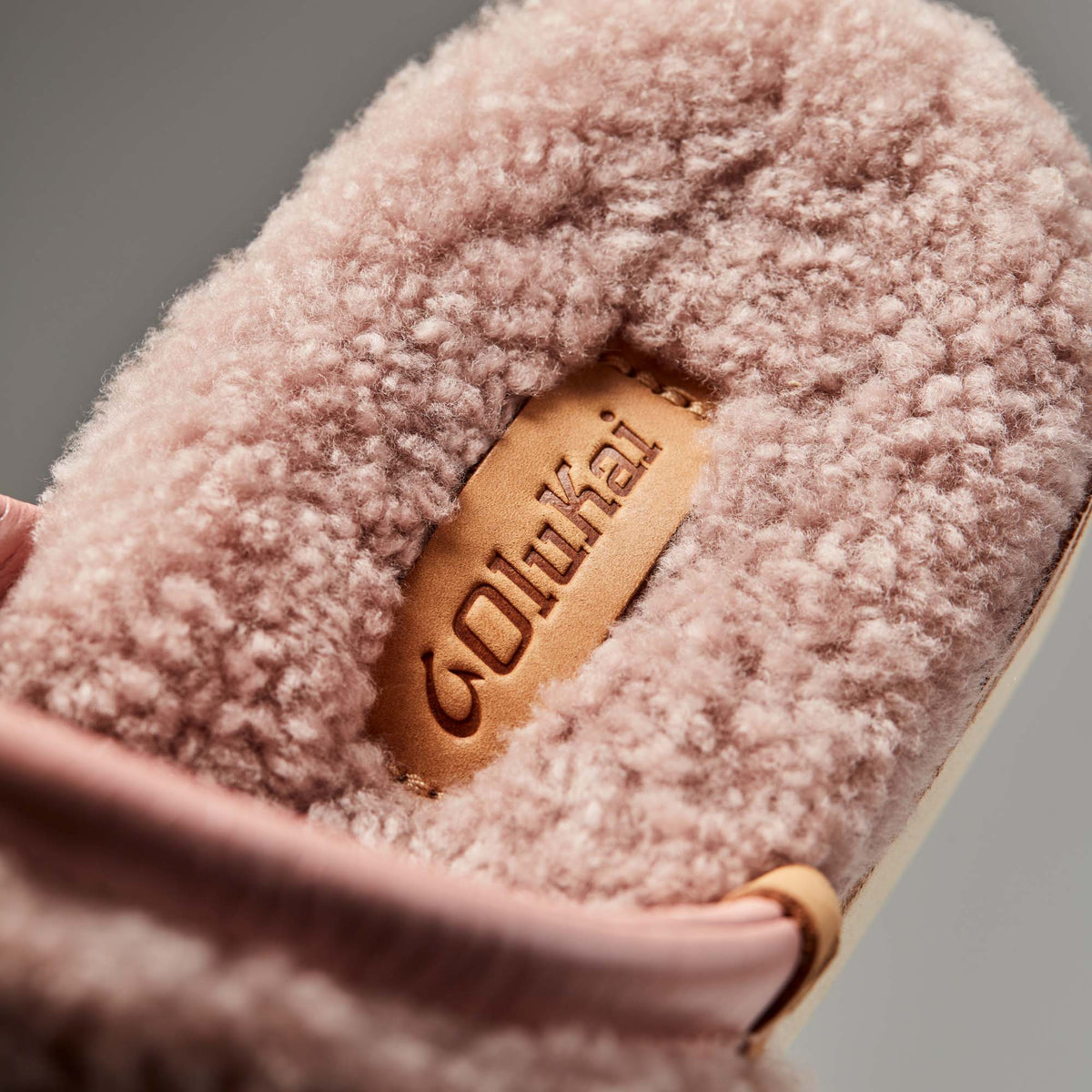 Pūpū Mua Women’s Shearling Mule Slipper - Pink Sea Salt