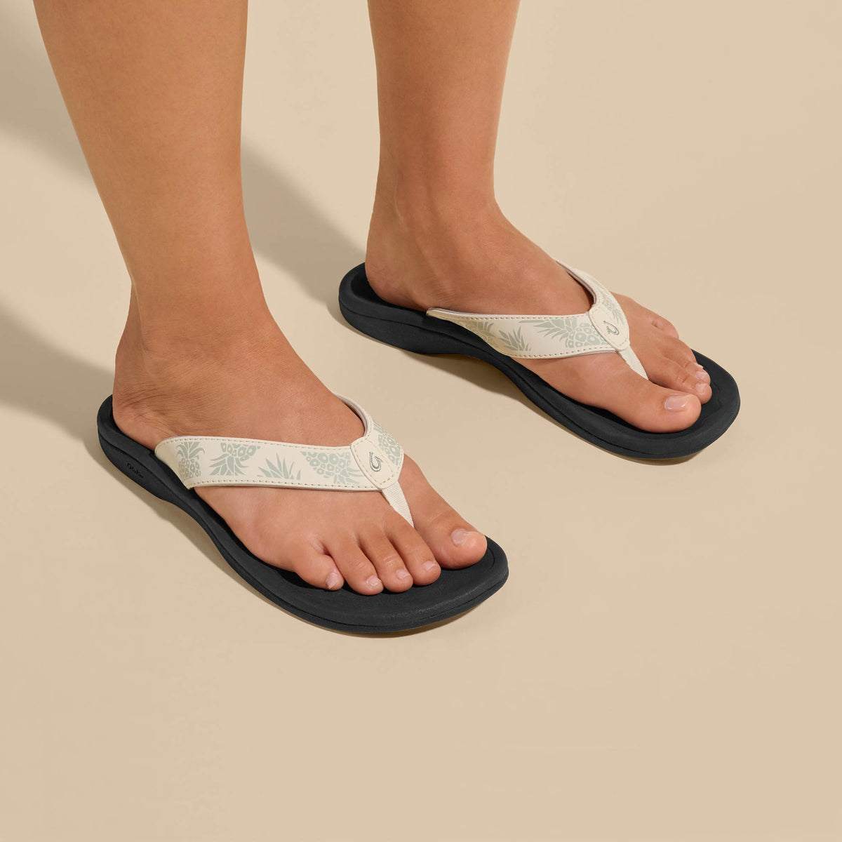 ‘Ohana Women's Beach Sandals - Bright White / Hua