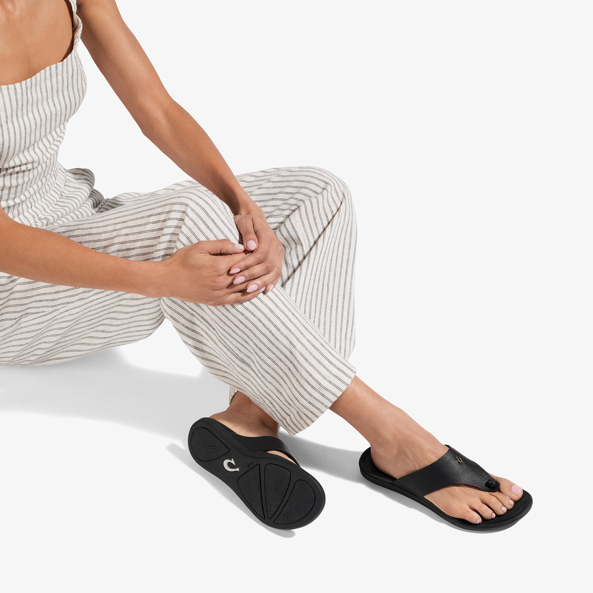 Hoʻopio Mele - Black / Black