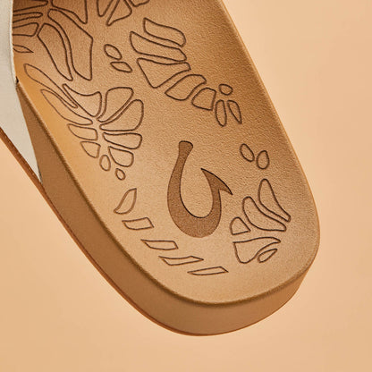 Kipe‘a ‘Olu Women‘s Slide Sandals - Puka / Tan