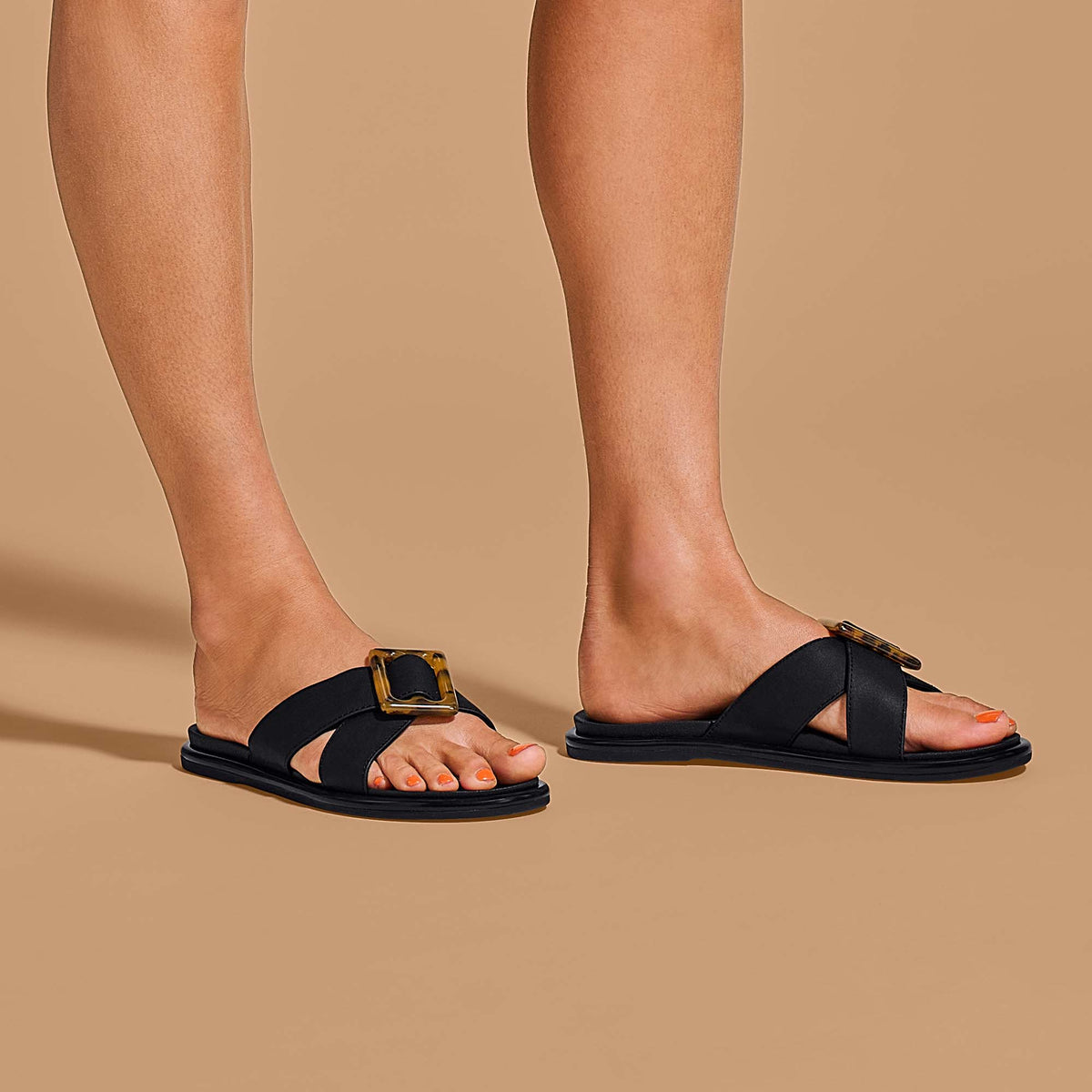La‘i Slide Women’s Slide Beach Sandals - Black