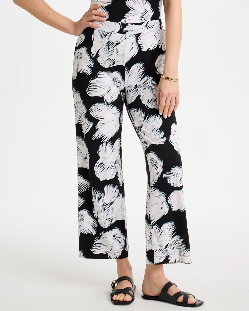 Chico's On Sale - Travelers™ Knit Abstract Floral Cropped Pants